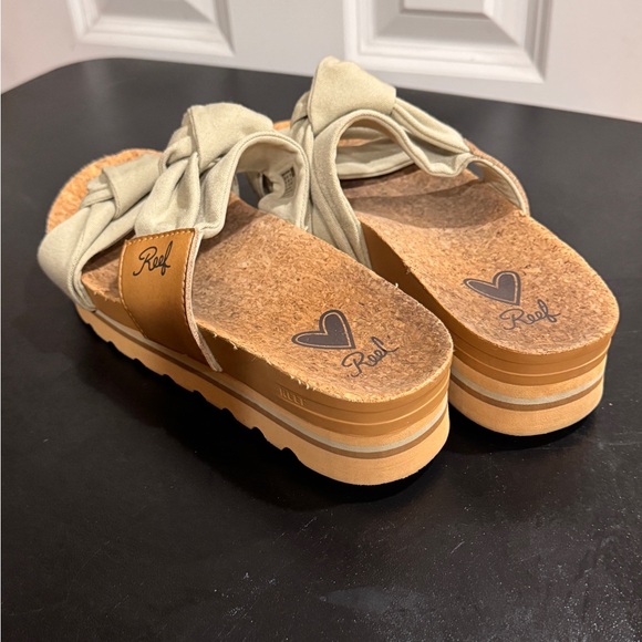 Reef Women's knotty green Sandals slipper slide size 8 - Picture 6 of 9